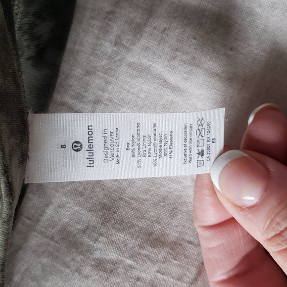 Lululemon bra - Picture 4 of 10